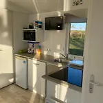 Belle Location Face A L'etang