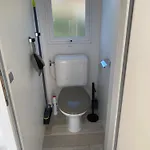 Belle Location Face A L'etang شاليه