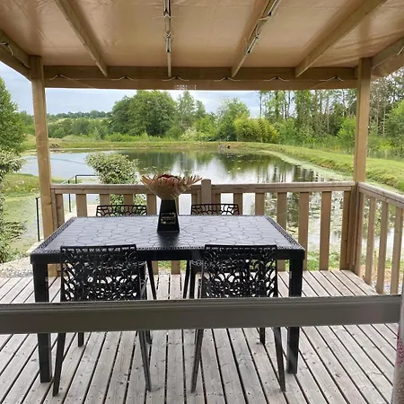 Belle Location Face A L'etang Landouzy-la-Cour